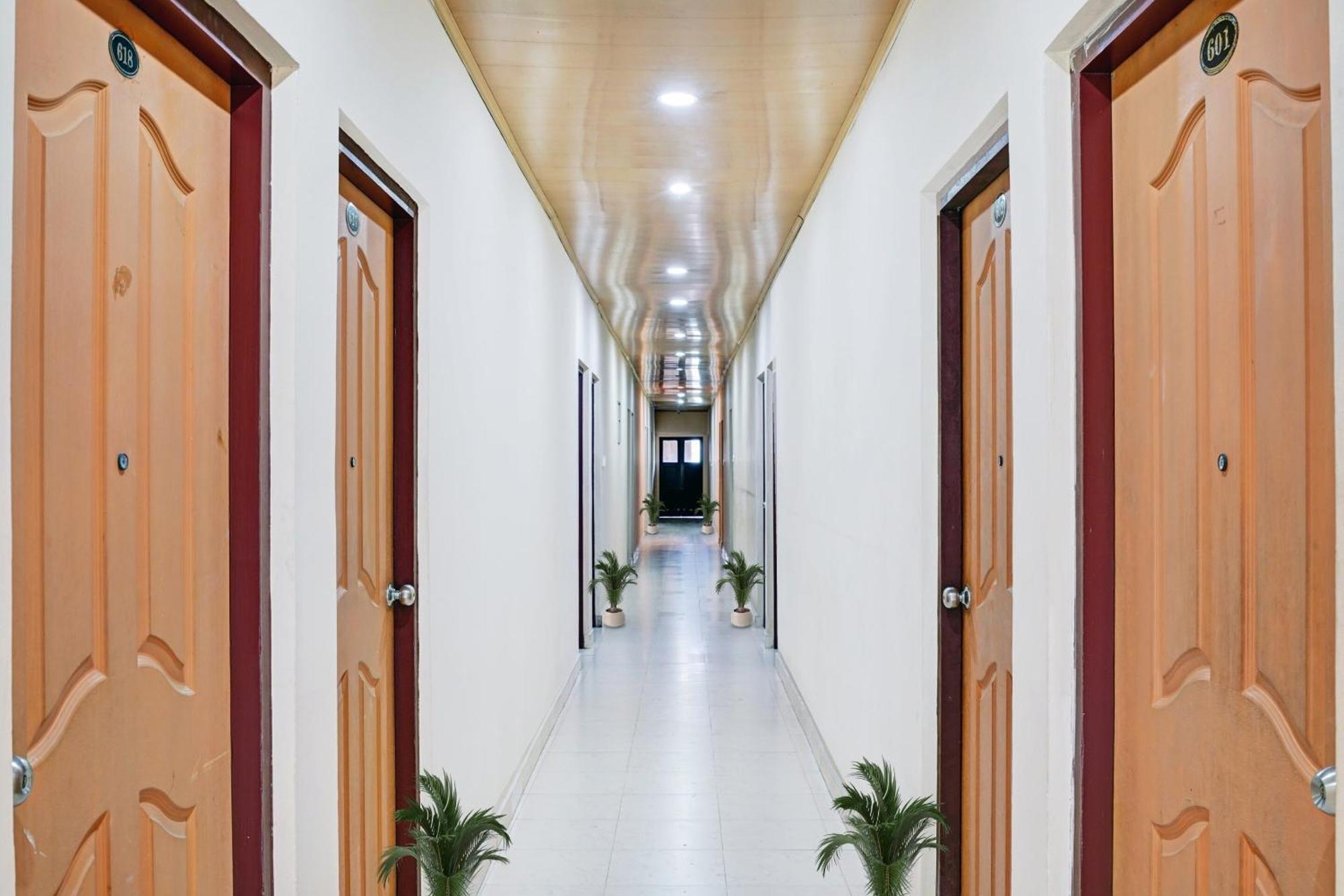 Palette - Pagoda Resorts Alappuzha Buitenkant foto