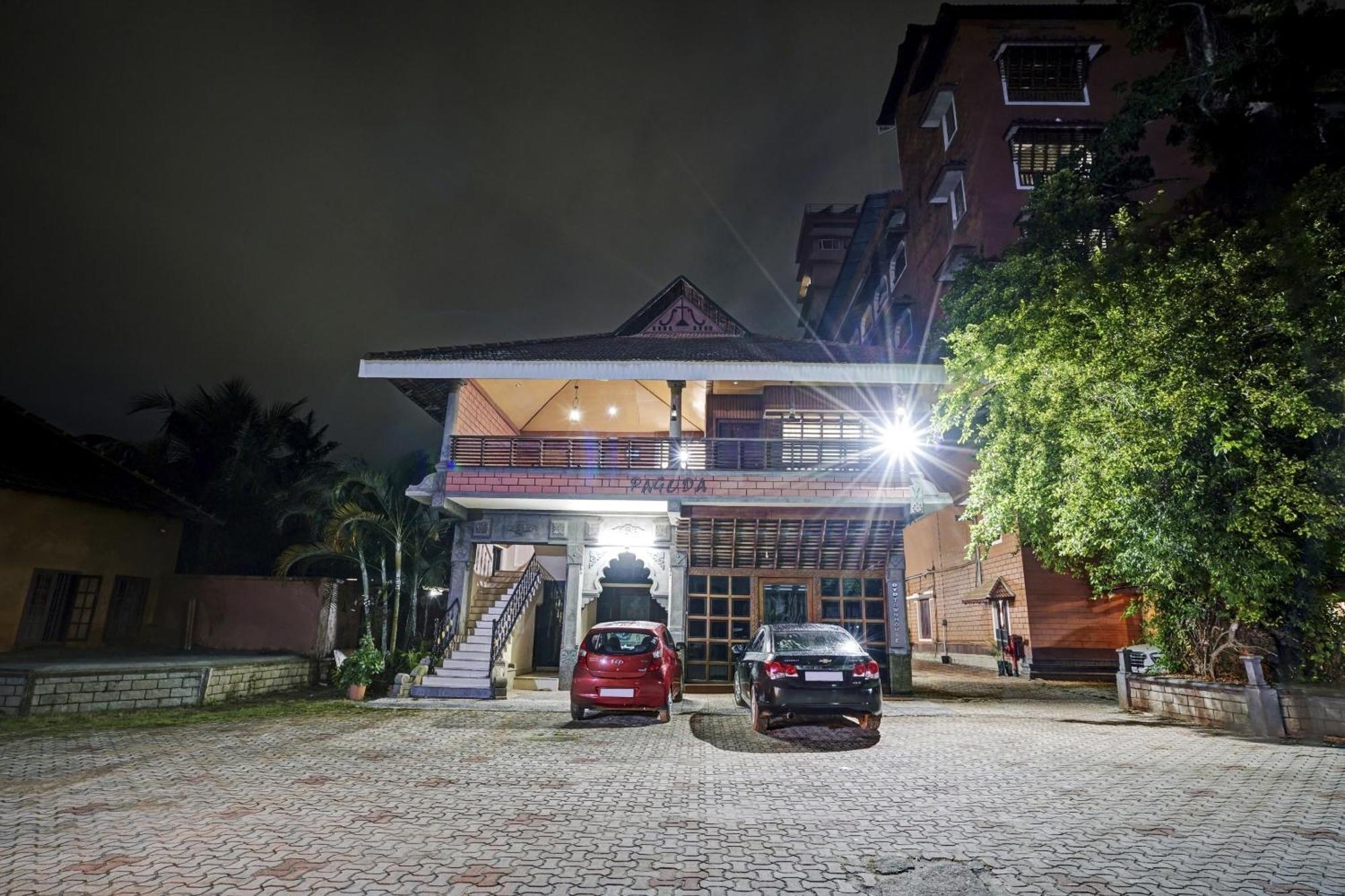 Palette - Pagoda Resorts Alappuzha Buitenkant foto